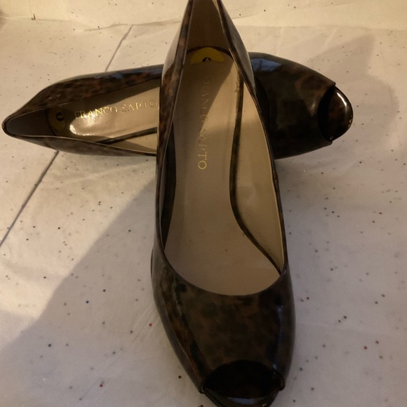 Leapord wedges - Picture 1 of 4